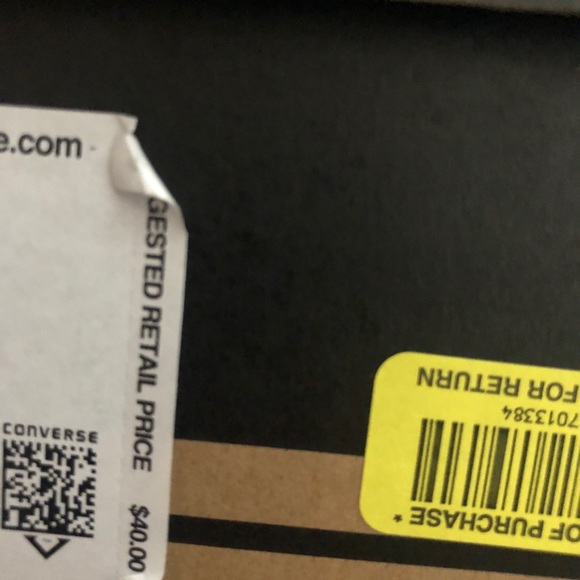 Girls Converse Size 1 - Picture 3 of 3